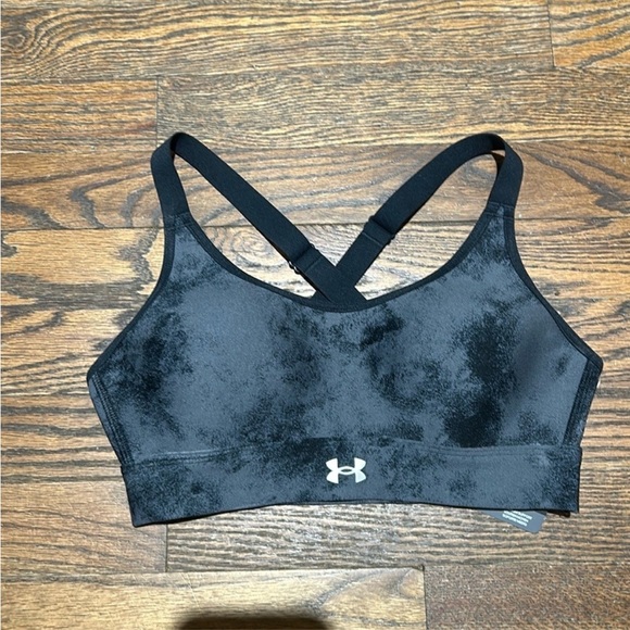 Under Armour Black Sports Bra - Picture 3 of 4